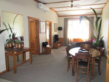 Tarawhata Thermal Apartment