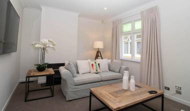 FOX LODGE - CENTRAL LOCATION