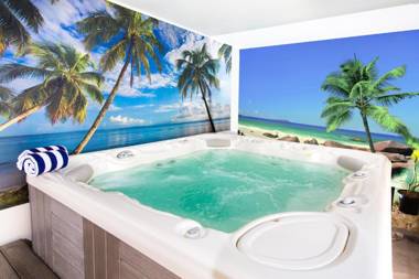 ASURE Colonial Lodge Motel