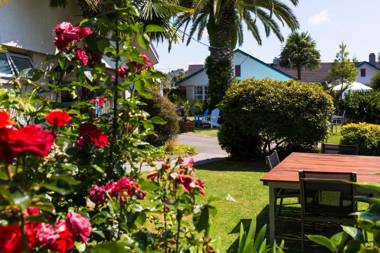 ASURE Colonial Lodge Motel