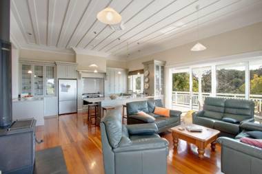 The Verandah - Napier Holiday Home