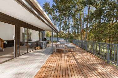 Kereru Retreat (Walking distance to Village) - Matakana Holiday Home