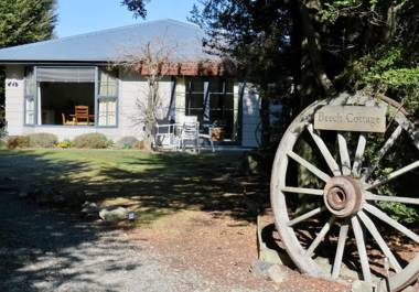 Beech Cottage - dog friendly