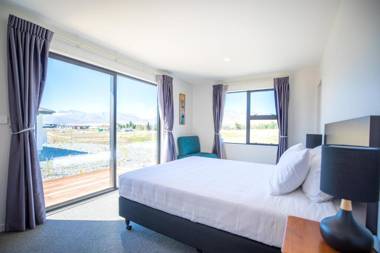 Neptune Holiday House