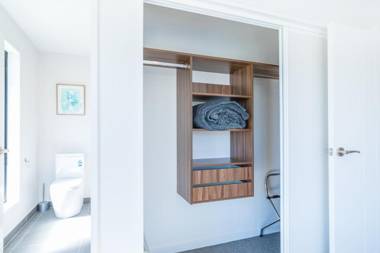 Neptune Holiday House