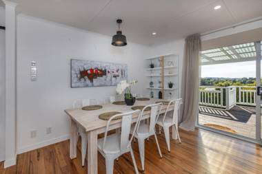 Enjoy the View - Kerikeri Holiday Home