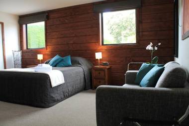 Inn the Bay Bed & Breakfast