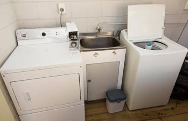 Sierra Beachfront Motel