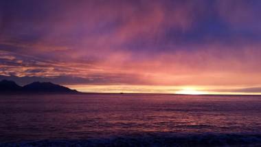 The Anchor Inn Beachfront Motel