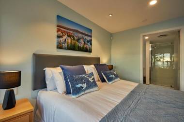 Shearwater Apartments