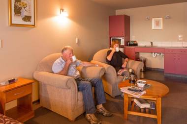 Balmoral Lodge Motel