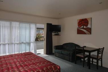 Heritage Court Motel