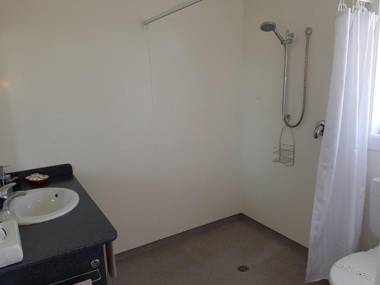 554 Moana Court Motel