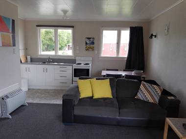 554 Moana Court Motel