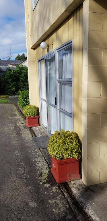 Golden Leaf Apartments