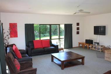 54 Conical Hill Road