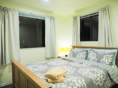 Cul-de-sac Home in Hamilton