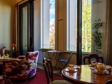 Bell Hill Apartments