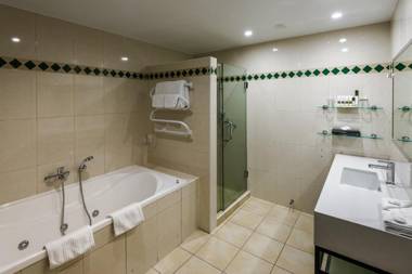 Chateau On The Park - Christchurch A Doubletree By Hilton