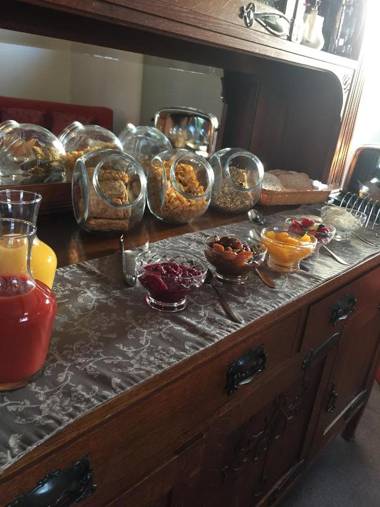 Homelea Bed and Breakfast