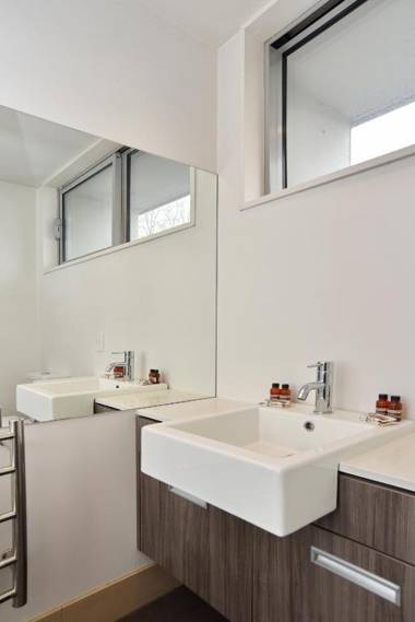 Armagh Apartment 3 - Christchurch Holiday Homes