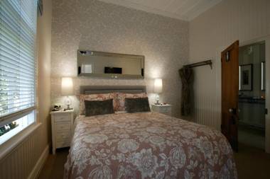 Eden Park Bed And Breakfast Inn