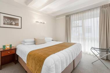 The Parnell Hotel & Conference Centre