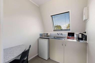 The Parnell Hotel & Conference Centre