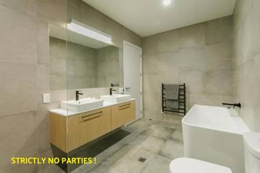 Acrossia Apartment Suites