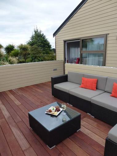 Halfmoon Bay Apartment