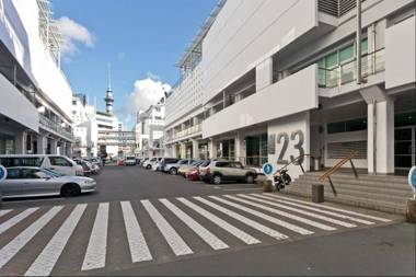 Gorgeous Princess Wharf Apartment w/ Aircon