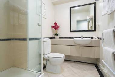 Stylish stay on Queen Street