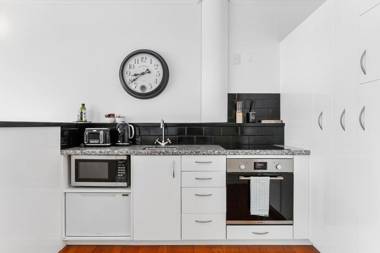 Funky One Bedroom Apartment on Princes Wharf