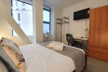 Compact City Studio In The Uni Disctrict