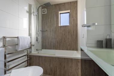 High-end 3BR House - Skytower View- Nr Ponsonby Rd