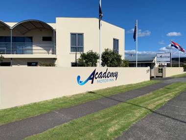 Academy Motor Inn