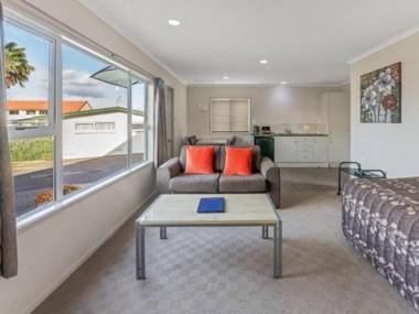 Cottage Park Thermal Motel