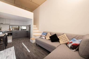 Cozy Tiny House Hideaway