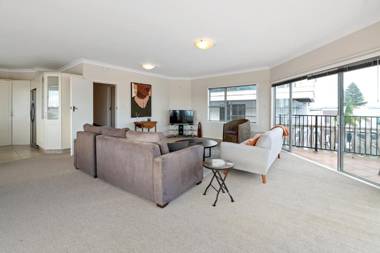 Home Sweet Home - Mt Maunganui Holiday Home