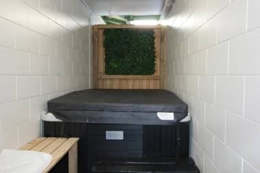 Rose Apartments Central Rotorua- Accommodation & Private Spa