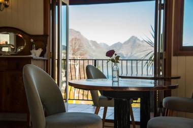 Queenstown House Boutique Hotel & Apartments