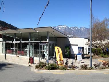 Queenstown Lakeview Holiday Park