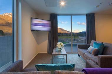 Ramada Suites by Wyndham Queenstown Remarkables Park