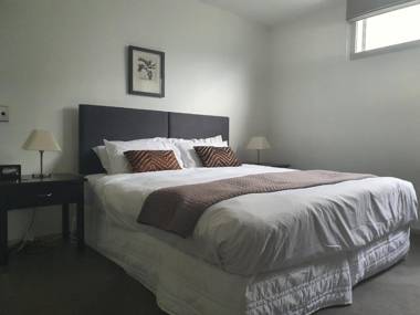 Downtown Queenstown Apartment