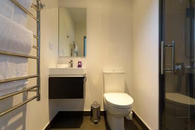 Penthouse on Hallenstein by Amazing Accom