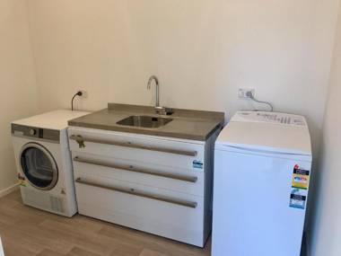 Doc Wells Lane Luxury Apartment