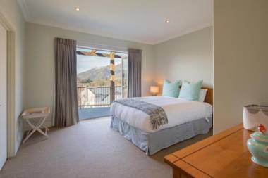 Pinnacle Villa by MajorDomo