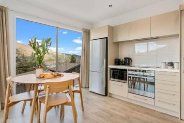 Quaint Sanctuary on Quartz