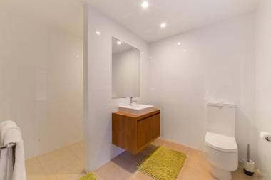 Luxe Home on the Hill