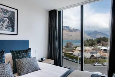 Ramada Queenstown Central